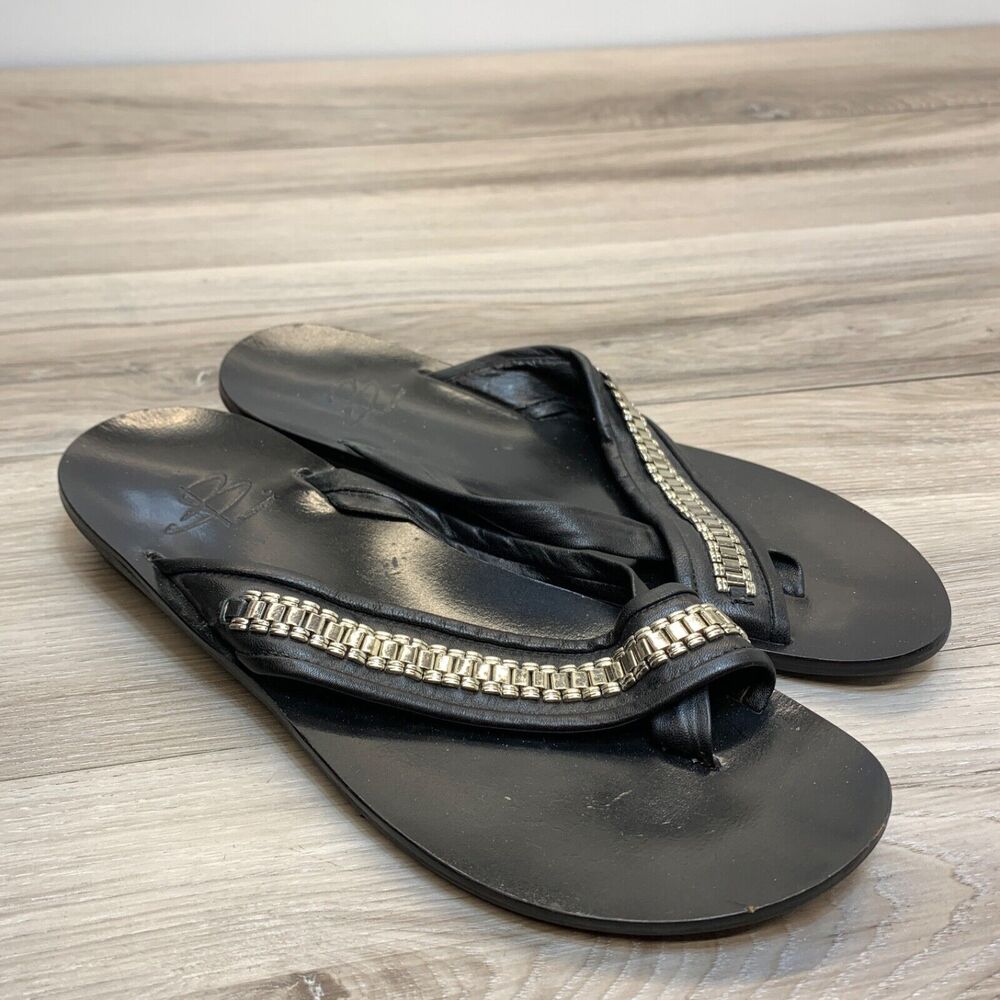 B Makowsky Womens Solid Leather Sandals Black Toe Loop Gigi Size‎ 7.5 M Silver